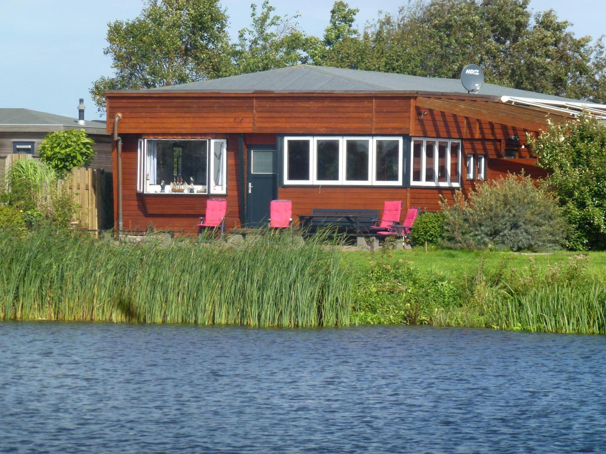 8 Pers House 'Capitein Theis' With Seaside In Front Of The Lauwersmeer Anjum Экстерьер фото