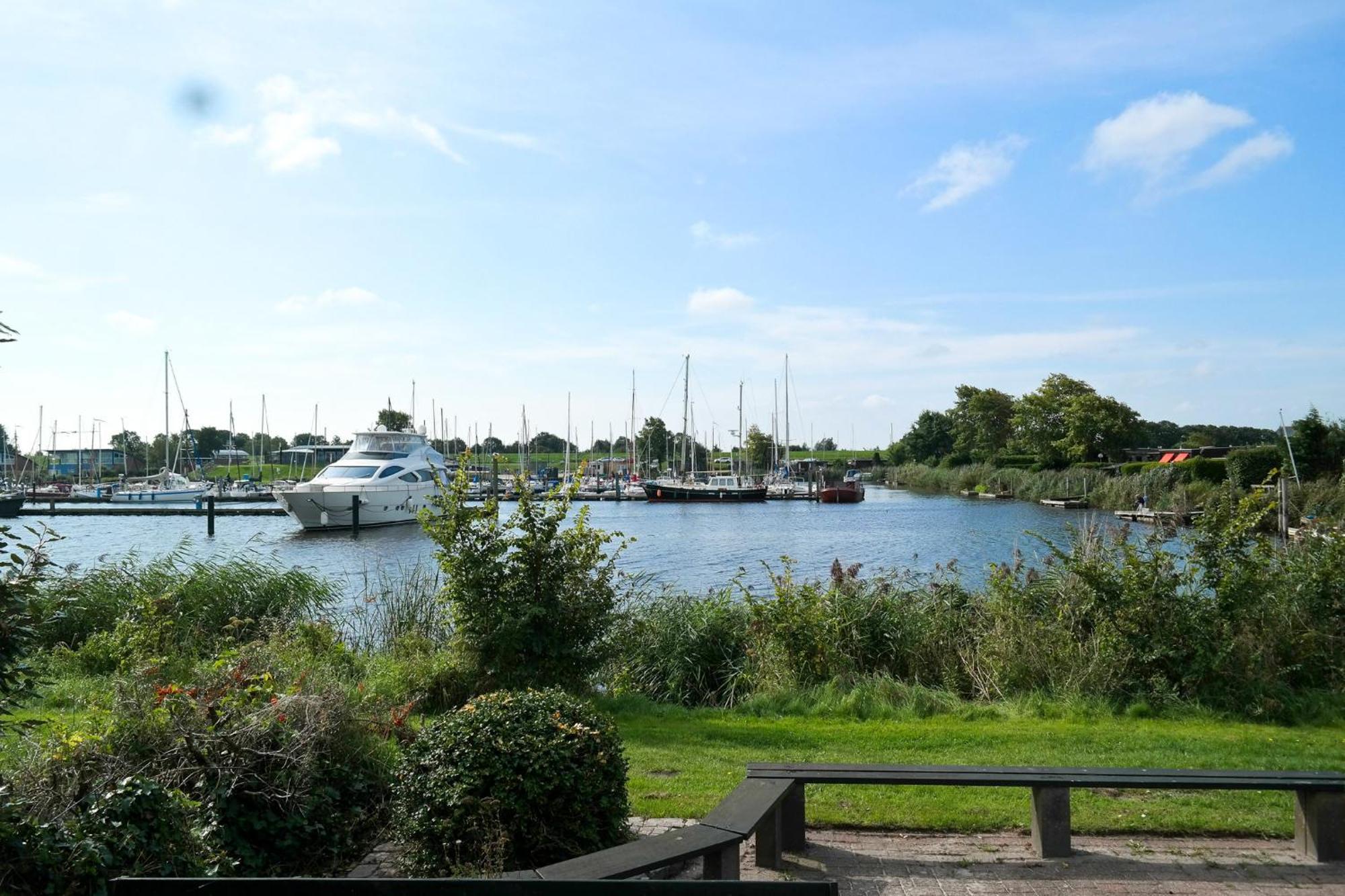 8 Pers House 'Capitein Theis' With Seaside In Front Of The Lauwersmeer Anjum Экстерьер фото